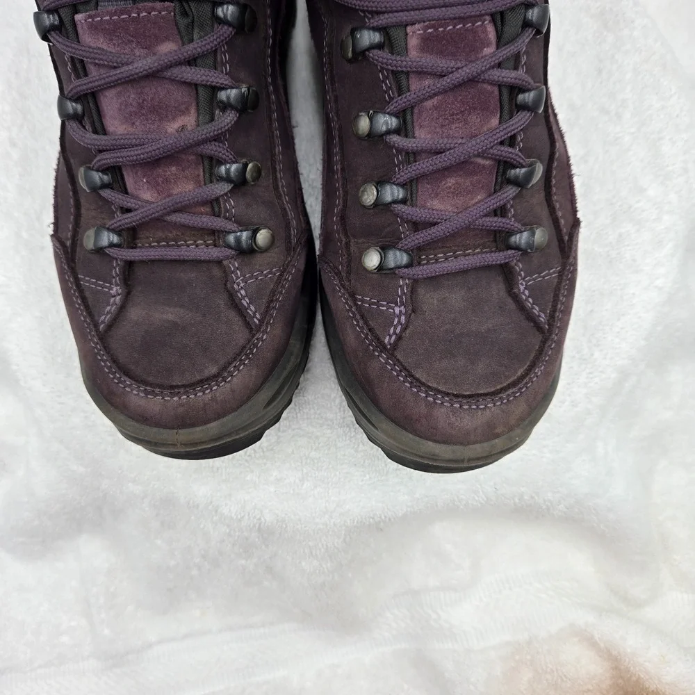 Lowa Women's Size 6 Renegade GTX Mid Gore-Tex Vibram Hiking Boot Purple Outdoor